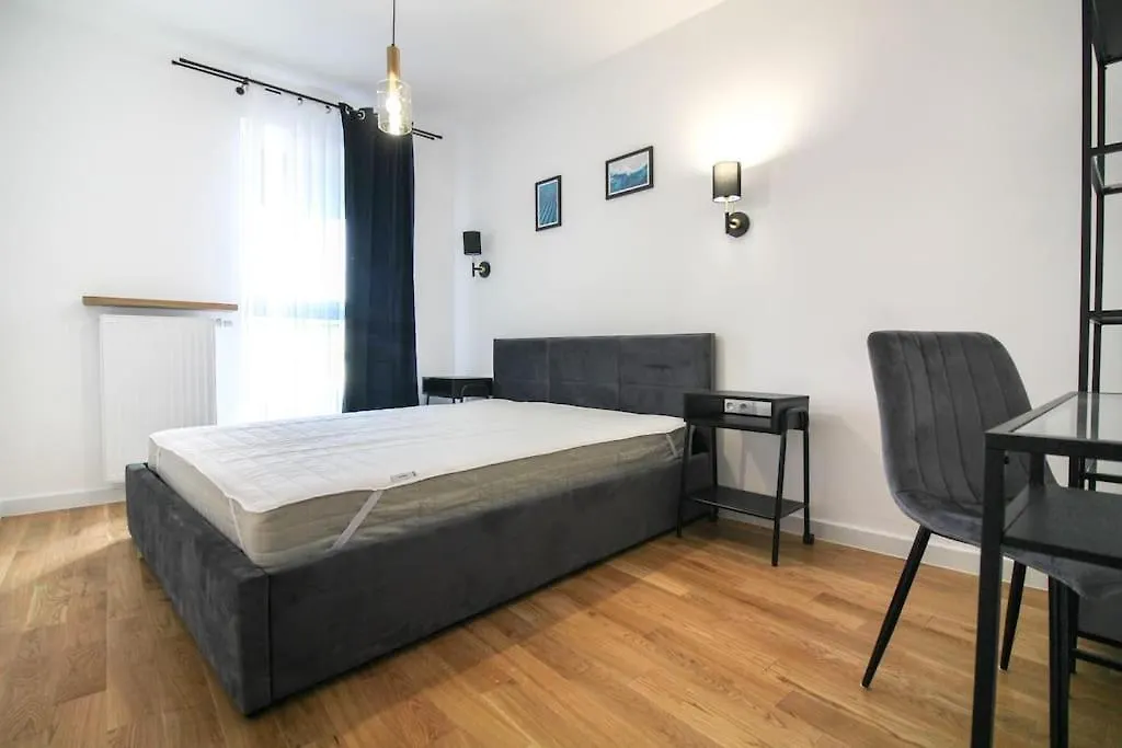 Piekny Apartament Obok Wawelu contacts